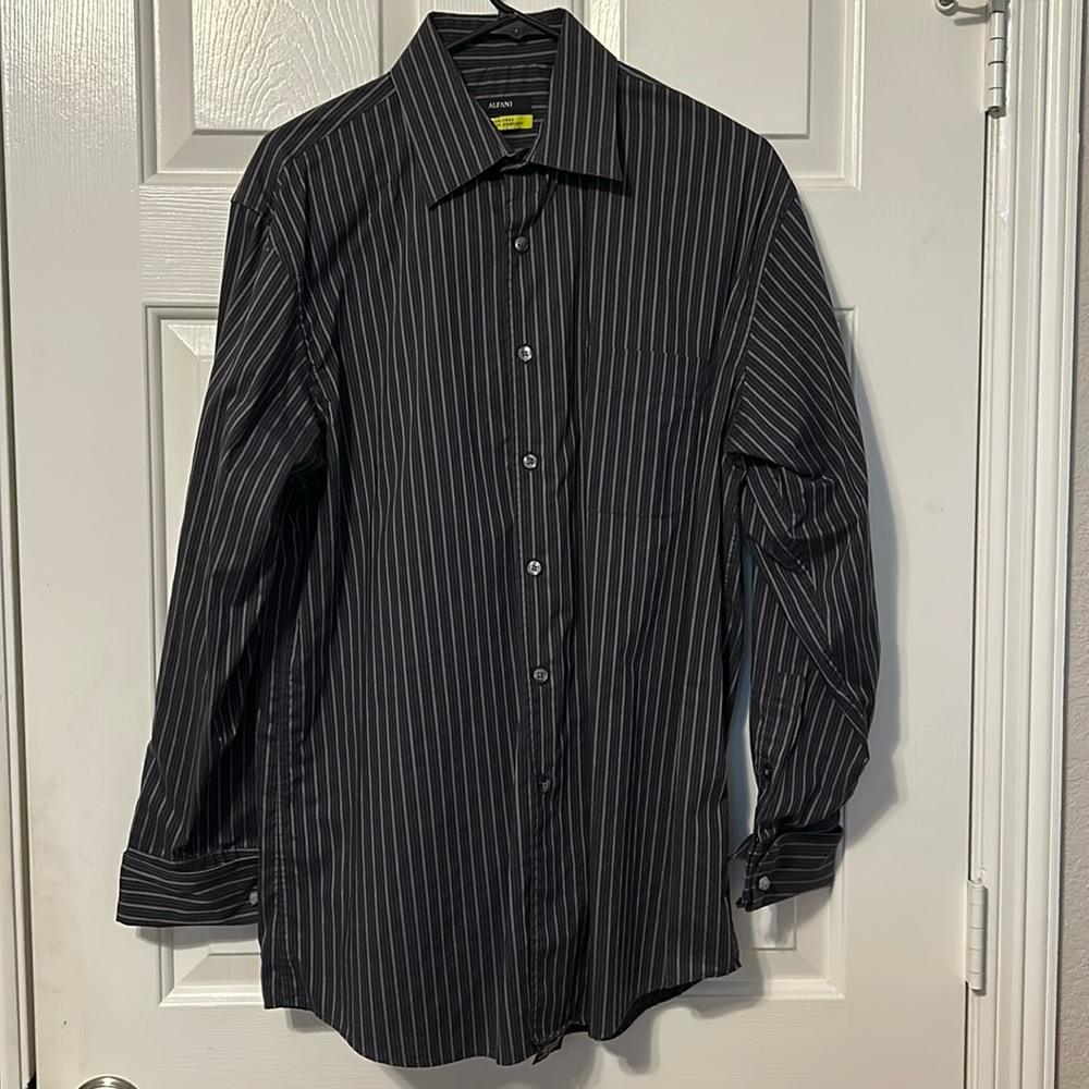 Alfani Black Striped Men's Dress Shirt - Size M - 15 1/2 - 32-33 Iron Free